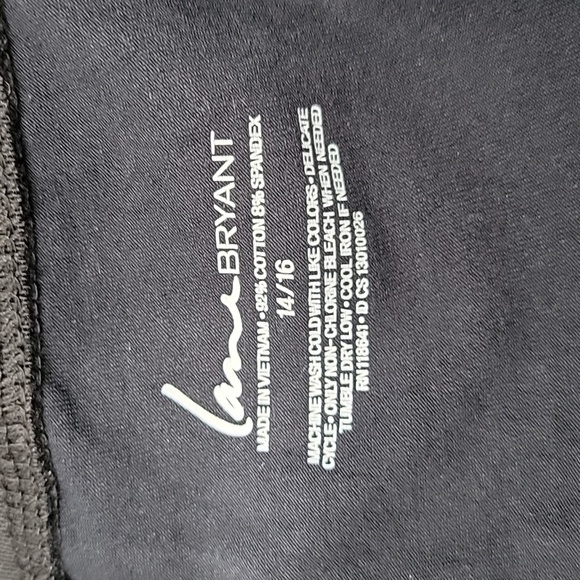 Lane Bryant, Size 14/16 Black Capri Legging.  NEW with Tag - Picture 8 of 11